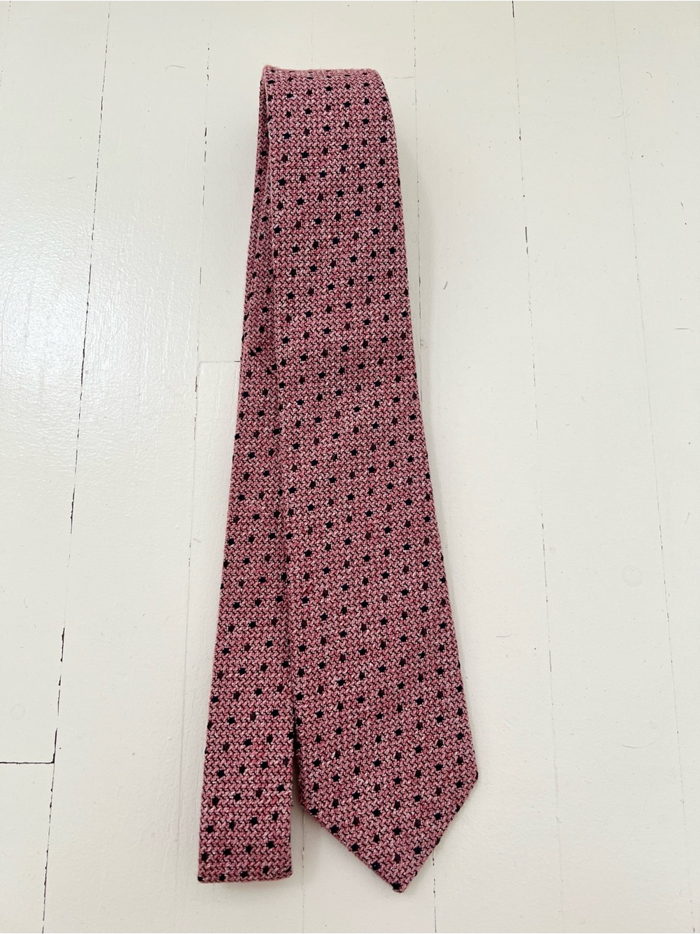 Suitsupply Pink Textured Silk Tie